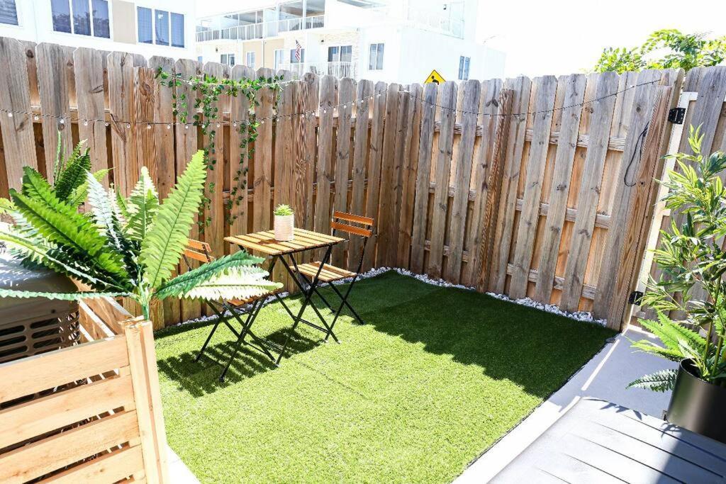 Insta Worthy Oasis Villa Homestead Exterior photo